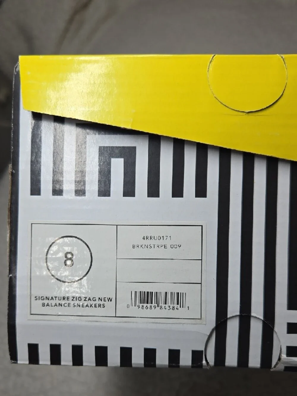 Kate Spade Saturday New Balance Signature Zig Zag Sneaker